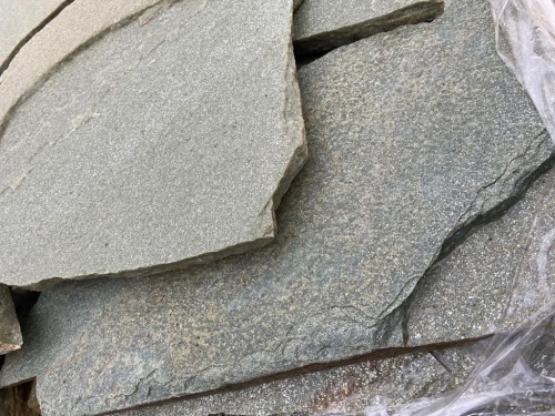 Плитняк златолит зелёный для цоколя, отмостки купить в Верхнеуральске