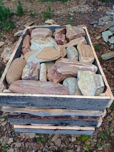 Златолит жёлтый, жёлто-зелёный глыбки и валуны для ланшафтного дизайна купить в Верхнеуральске