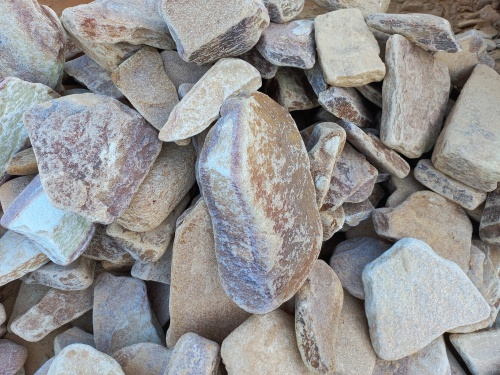 Златолит жёлтый, жёлто-зелёный глыбки и валуны для ланшафтного дизайна купить в Верхнеуральске