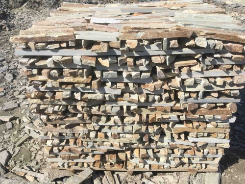 Горбушка златолит золотистый для облицовки купить в Верхнеуральске