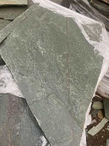 Плитняк златолит зелёный для цоколя, отмостки купить в Верхнеуральске