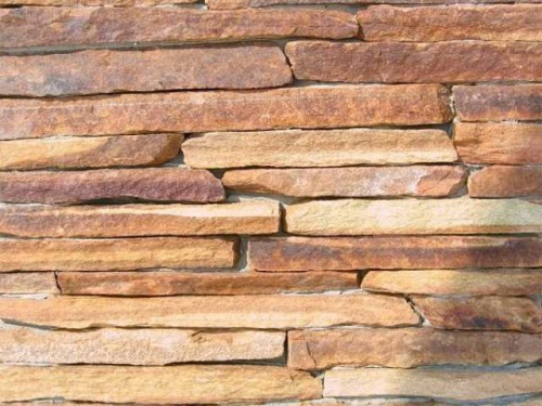 Горбушка златолит золотистый для облицовки купить в Верхнеуральске