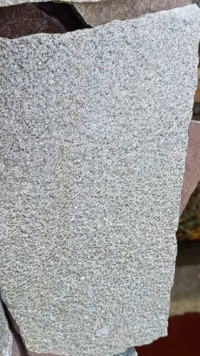 Плитняк златолит серебристый для цоколя, отмостки купить в Верхнеуральске